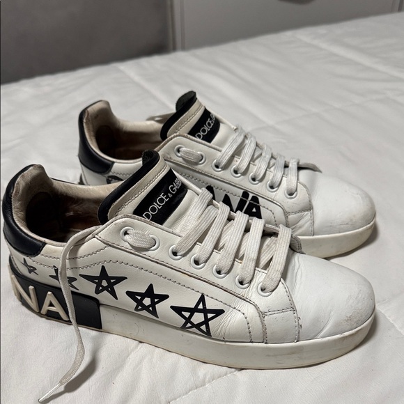 Dolce & Gabbana White Sneakers with Black Star Design